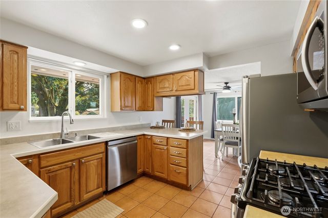 1875 NE Bentley Drive, Bremerton, WA 98311