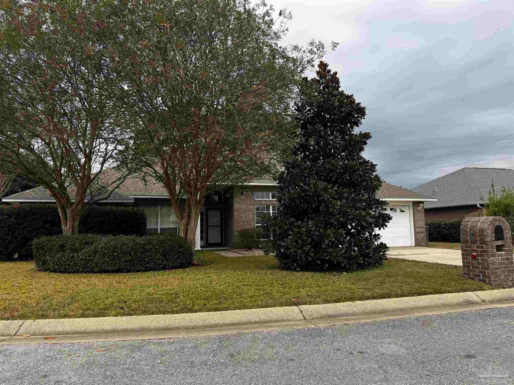 3313 Pitcher Plant Cir, Pensacola, FL 32506