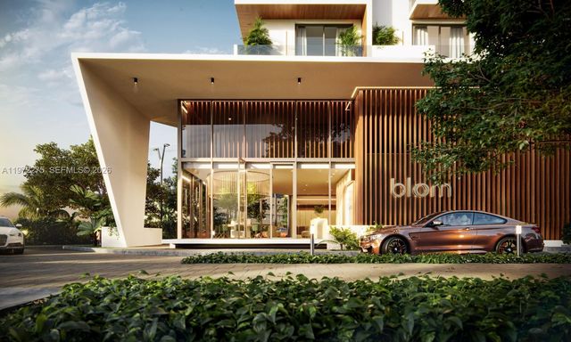 895 NE 131 505, North Miami, FL 33161
