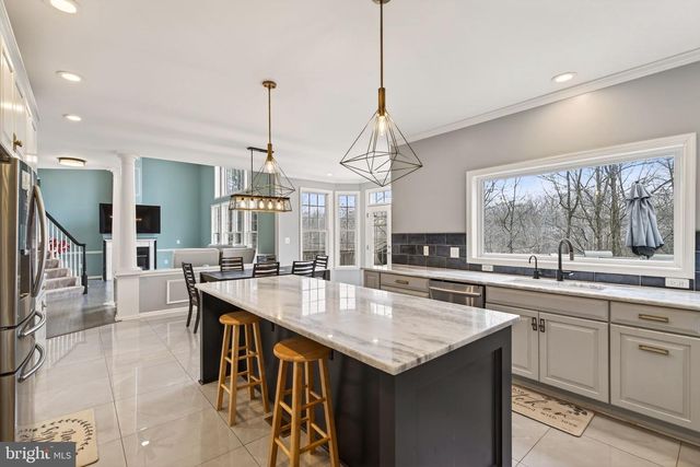 8020 POHICK RD, Springfield, VA 22153