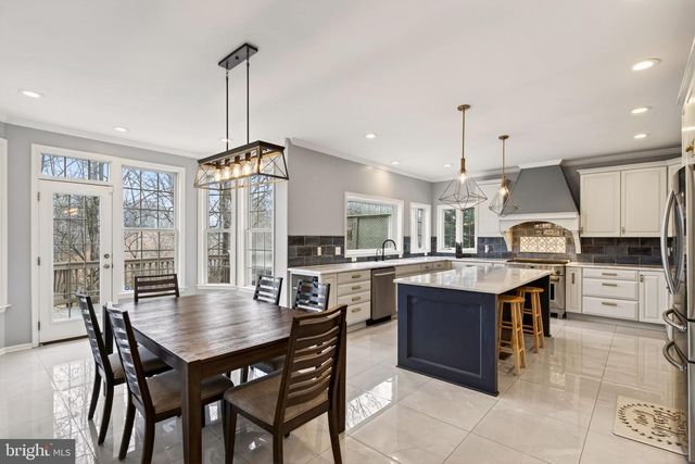 8020 POHICK RD, Springfield, VA 22153