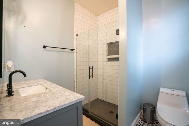 8020 POHICK RD, Springfield, VA 22153