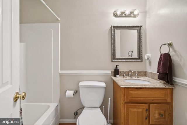 8020 POHICK RD, Springfield, VA 22153