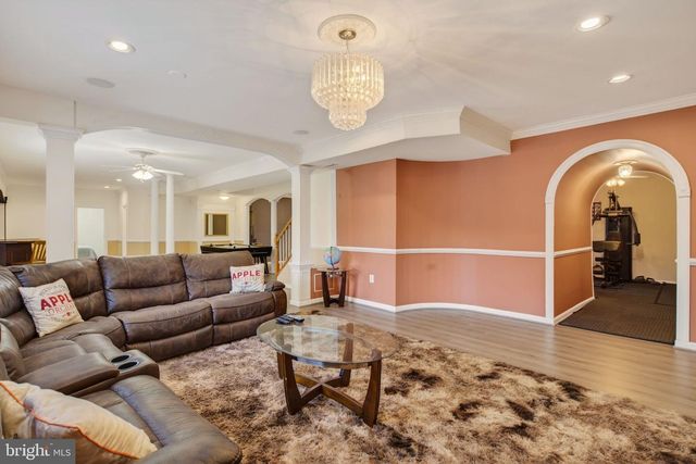 8020 POHICK RD, Springfield, VA 22153