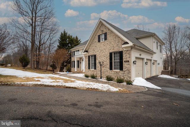 8020 POHICK RD, Springfield, VA 22153