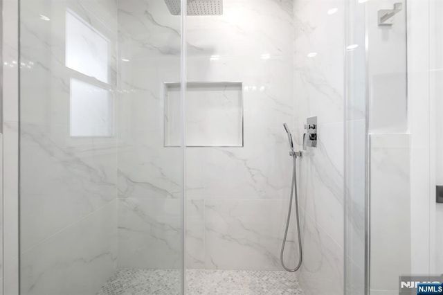 475 Cedar Lane, Paramus, NJ 07652