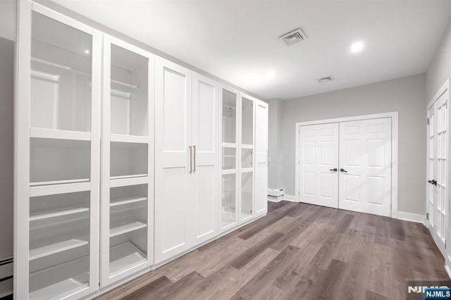 475 Cedar Lane, Paramus, NJ 07652