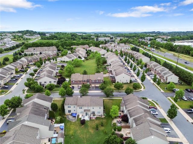 5039 Dale Trail, Upper Macungie Twp, PA 18104