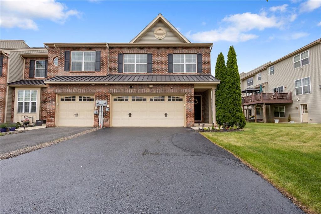 5039 Dale Trail, Upper Macungie Twp, PA 18104