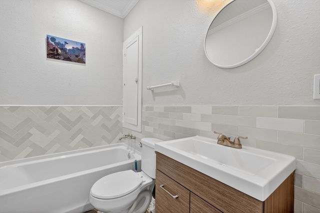 412 SW 4th Avenue, Mineral Wells, TX 76067