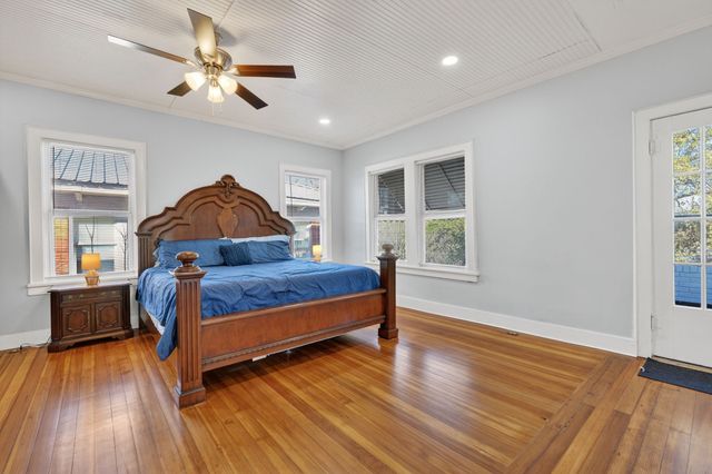 412 SW 4th Avenue, Mineral Wells, TX 76067