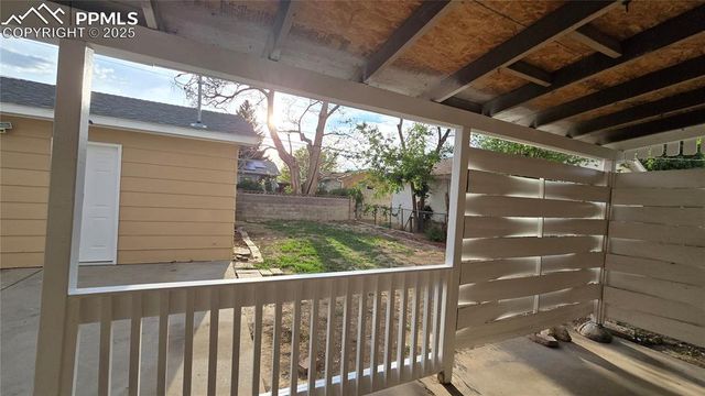 2029 Hollywood Drive, Pueblo, CO 81005