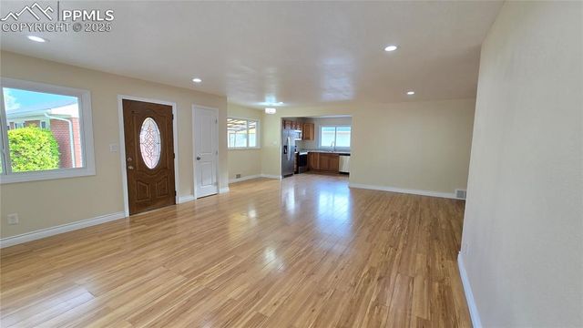 2029 Hollywood Drive, Pueblo, CO 81005