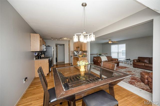4617 Richmond Forest Drive, Florissant, MO 63034