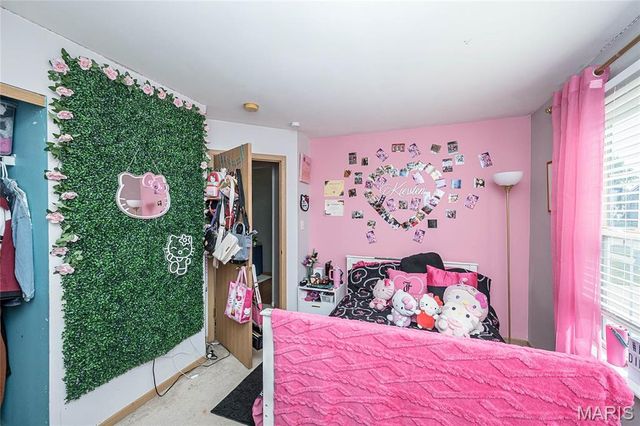 4617 Richmond Forest Drive, Florissant, MO 63034