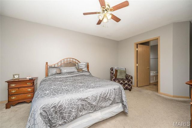 4617 Richmond Forest Drive, Florissant, MO 63034