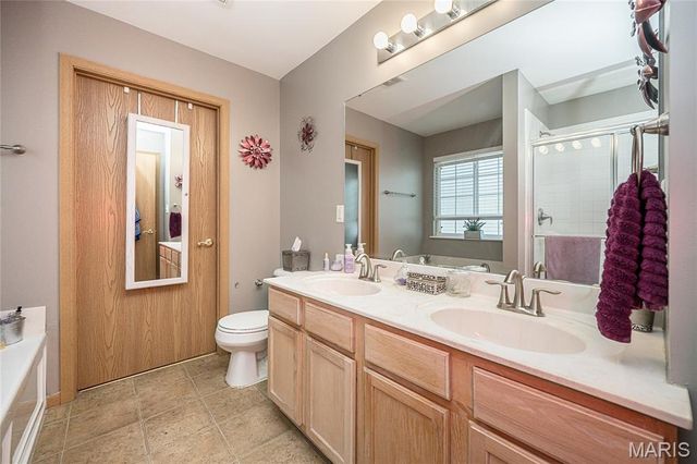 4617 Richmond Forest Drive, Florissant, MO 63034