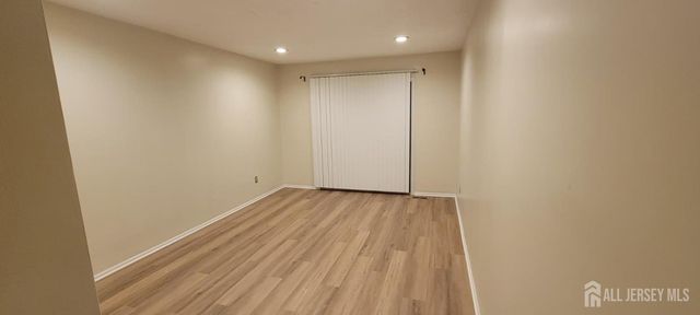 24 Cotoneaster Court, South Brunswick, NJ 08852