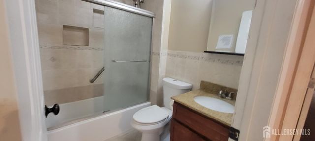 24 Cotoneaster Court, South Brunswick, NJ 08852