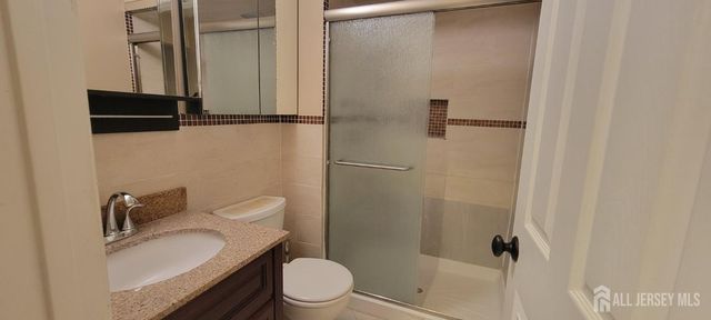 24 Cotoneaster Court, South Brunswick, NJ 08852