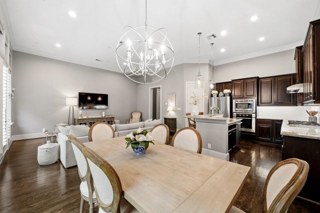 2709 Arabelle Grove, Houston, TX 77007