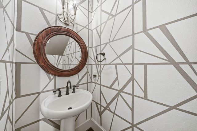 2709 Arabelle Grove, Houston, TX 77007