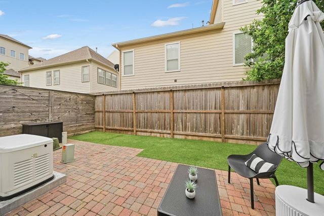 2709 Arabelle Grove, Houston, TX 77007