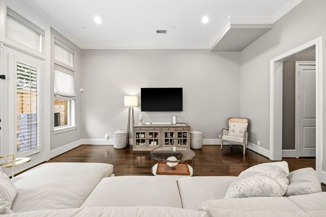 2709 Arabelle Grove, Houston, TX 77007