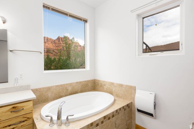 309 E 400 N, Ivins, UT 84738