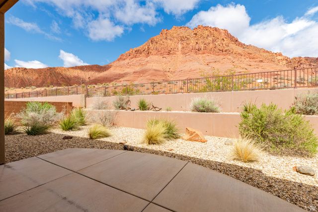 309 E 400 N, Ivins, UT 84738