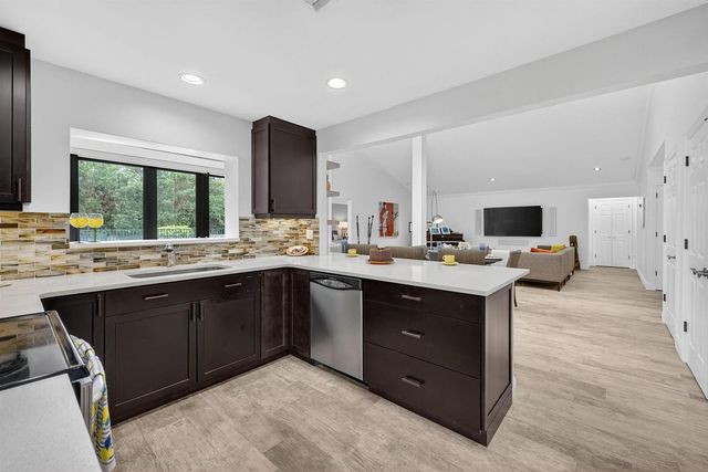2754 Deer Creek Kelly Brooke Lane, Deerfield Beach, FL 33442