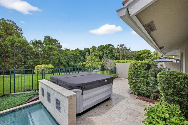 2754 Deer Creek Kelly Brooke Lane, Deerfield Beach, FL 33442