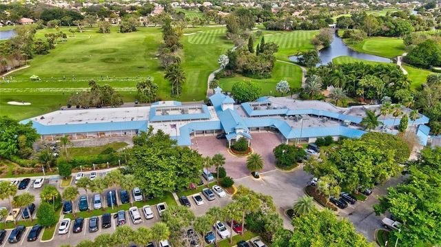 2754 Deer Creek Kelly Brooke Lane, Deerfield Beach, FL 33442