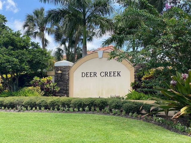 2754 Deer Creek Kelly Brooke Lane, Deerfield Beach, FL 33442
