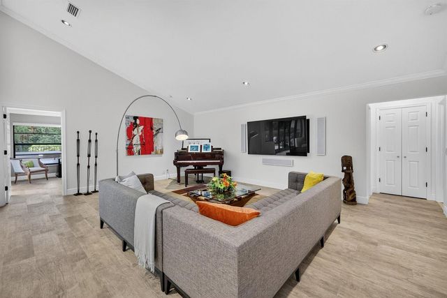 2754 Deer Creek Kelly Brooke Lane, Deerfield Beach, FL 33442