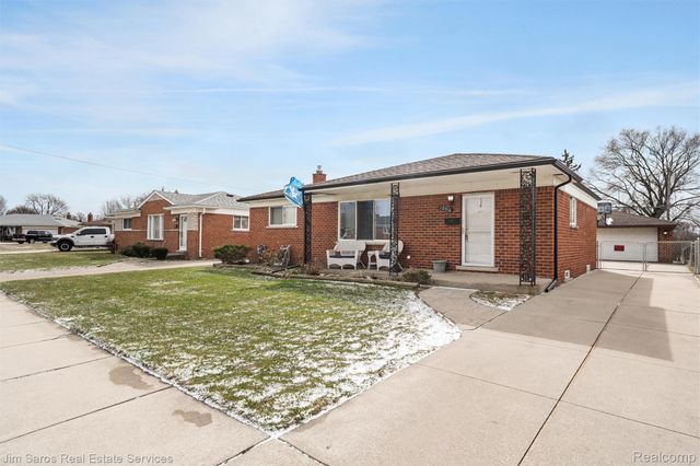 12918 Baird Avenue, Warren, MI 48088