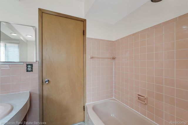 12918 Baird Avenue, Warren, MI 48088