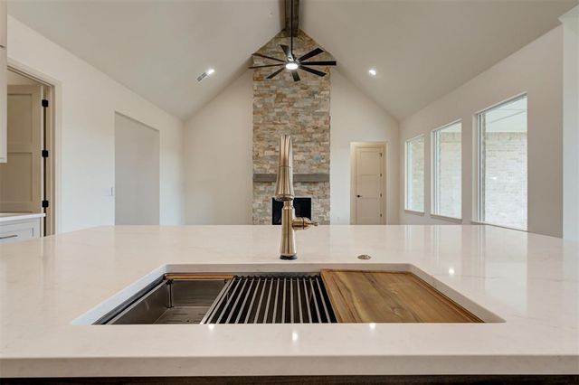 2054 County Road 1336, Blanchard, OK 73010