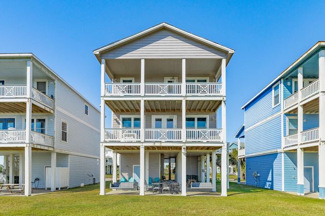 4215 Green Heron Drive, Galveston, TX 77554