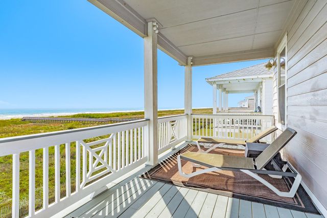 4215 Green Heron Drive, Galveston, TX 77554