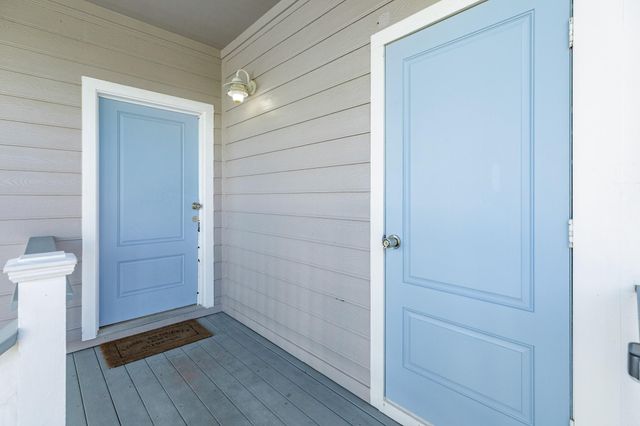 4215 Green Heron Drive, Galveston, TX 77554