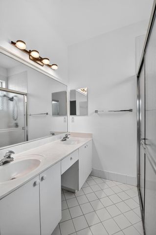 9675 N Crescent View Drive N, Boynton Beach, FL 33437