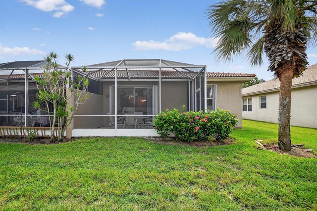 9675 N Crescent View Drive N, Boynton Beach, FL 33437