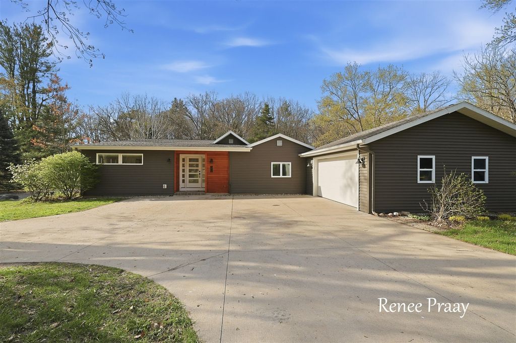8619 Fulton Street, Ada, MI 49301