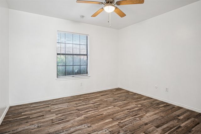 4472 Chaha Road 103, Garland, TX 75043