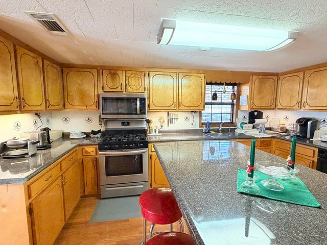 814 W Lincoln St, Hamburg, AR 71646