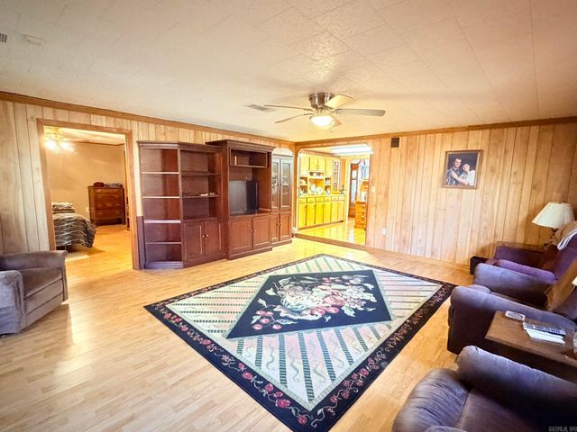 814 W Lincoln St, Hamburg, AR 71646