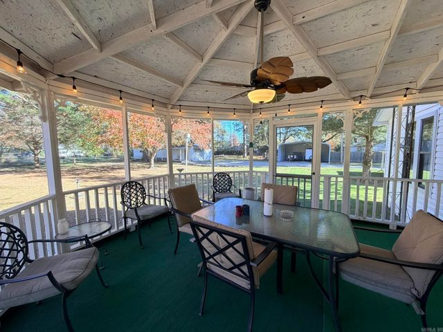 814 W Lincoln St, Hamburg, AR 71646