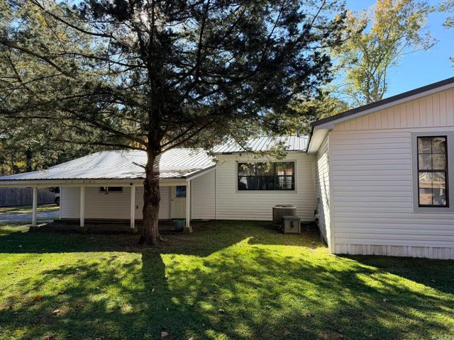 814 W Lincoln St, Hamburg, AR 71646