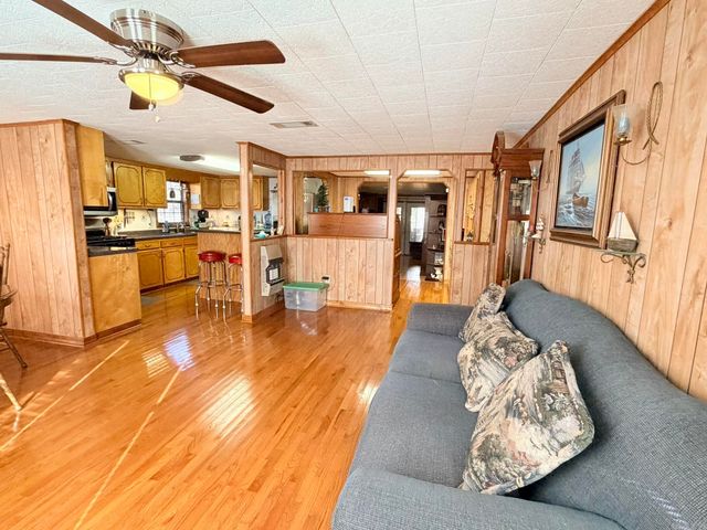 814 W Lincoln St, Hamburg, AR 71646